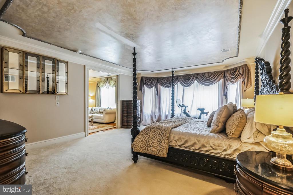 703 DAVENTRY WAY