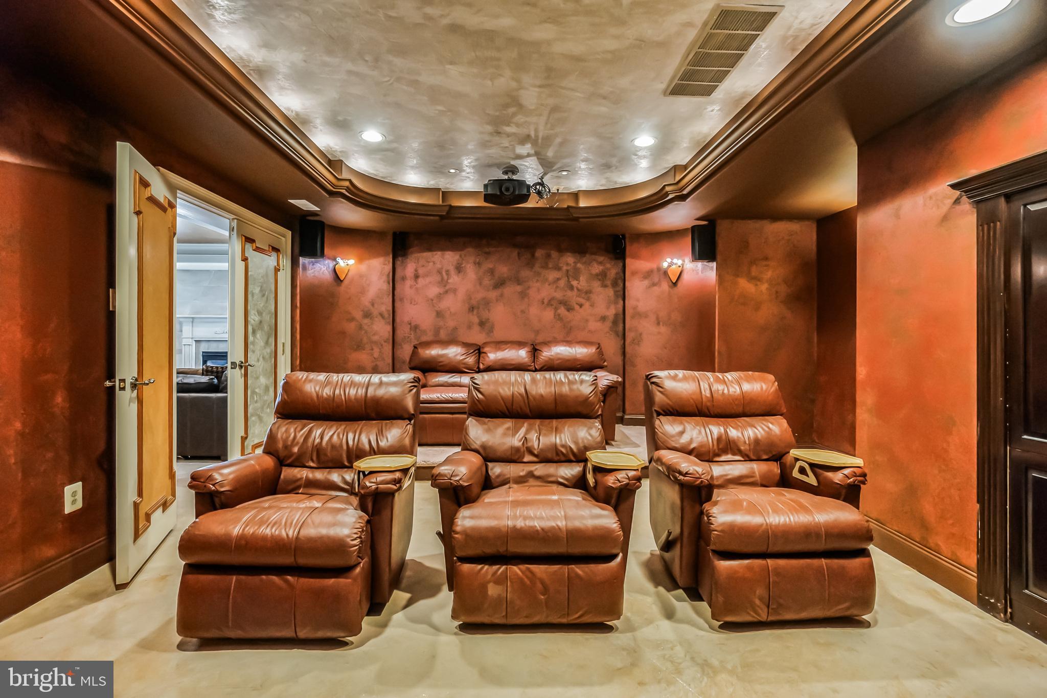 703 DAVENTRY WAY