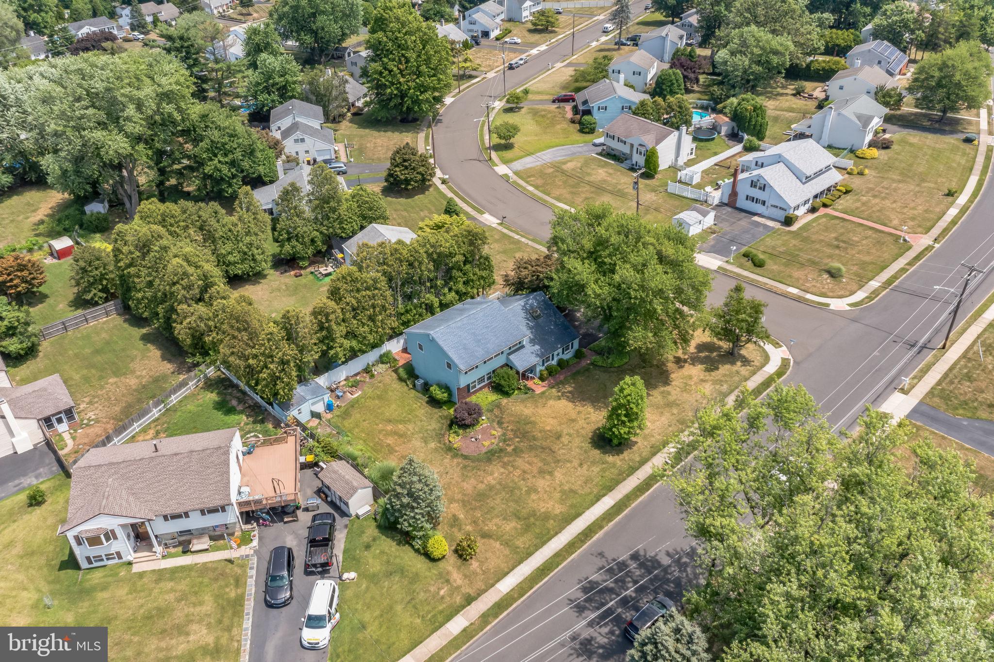 635 SERRILL DRIVE