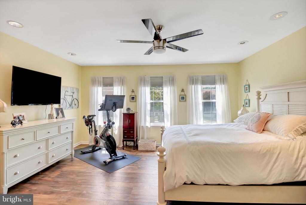 279 COPPER BEECH DRIVE