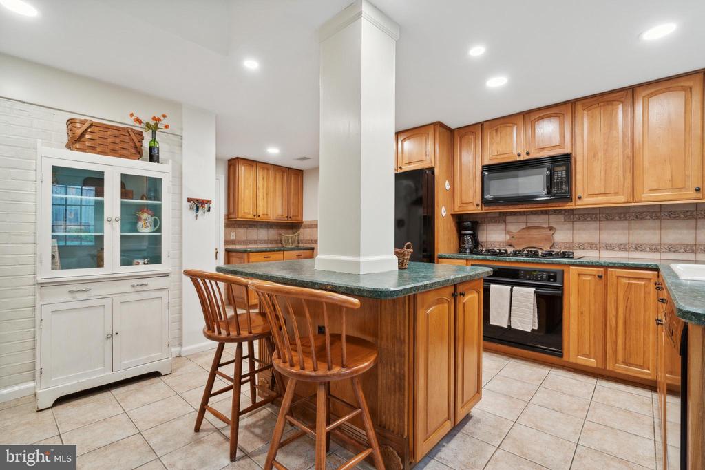 520 BEAVER ROAD