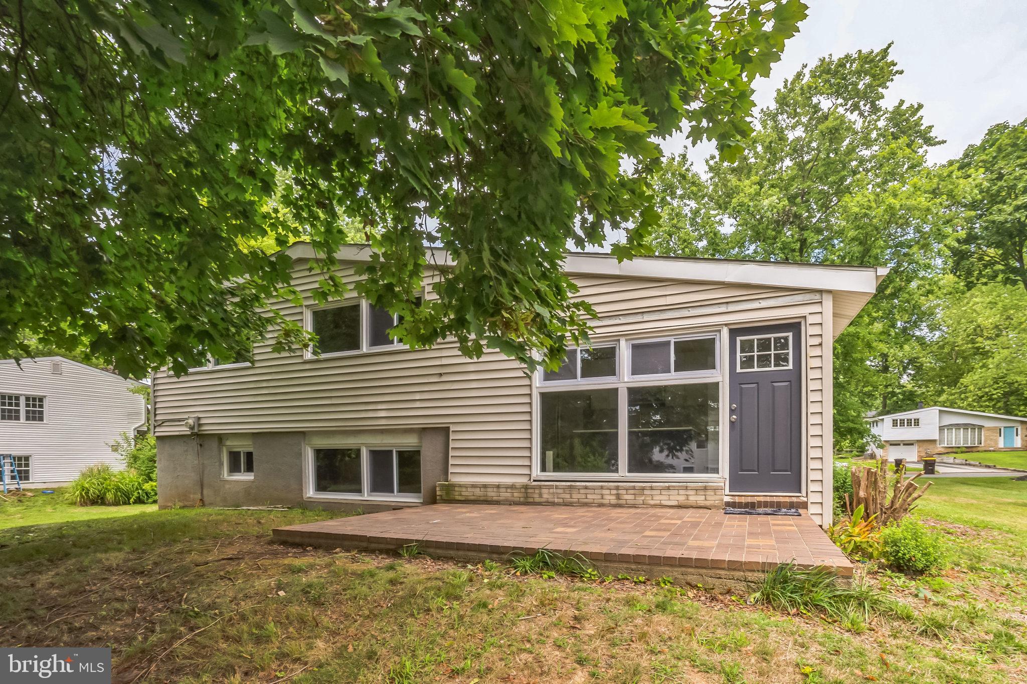 1618 THAYER DRIVE
