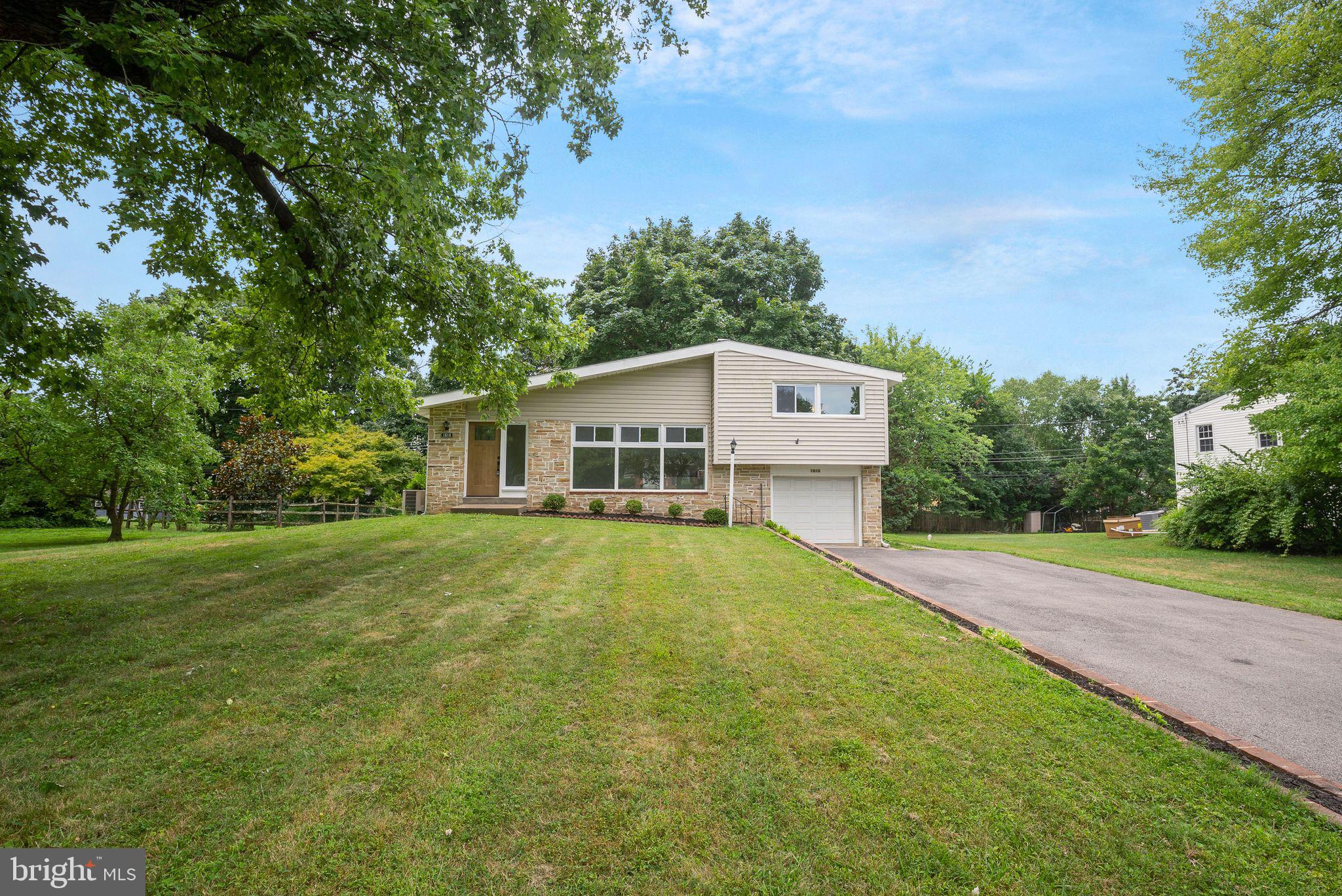 1618 THAYER DRIVE