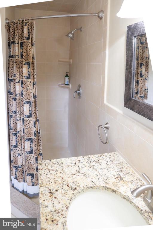3236 BURN BRAE DRIVE