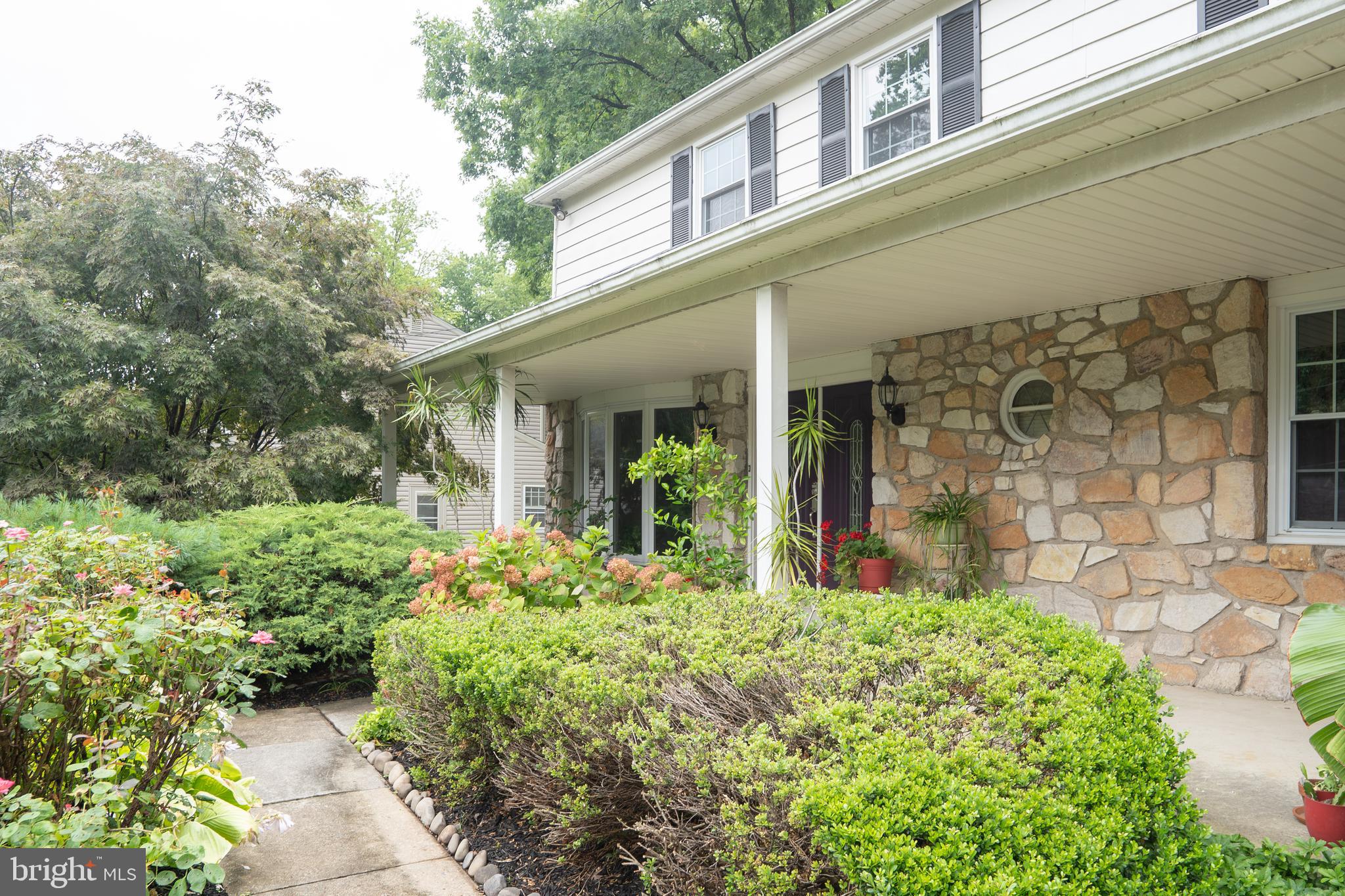 3236 BURN BRAE DRIVE