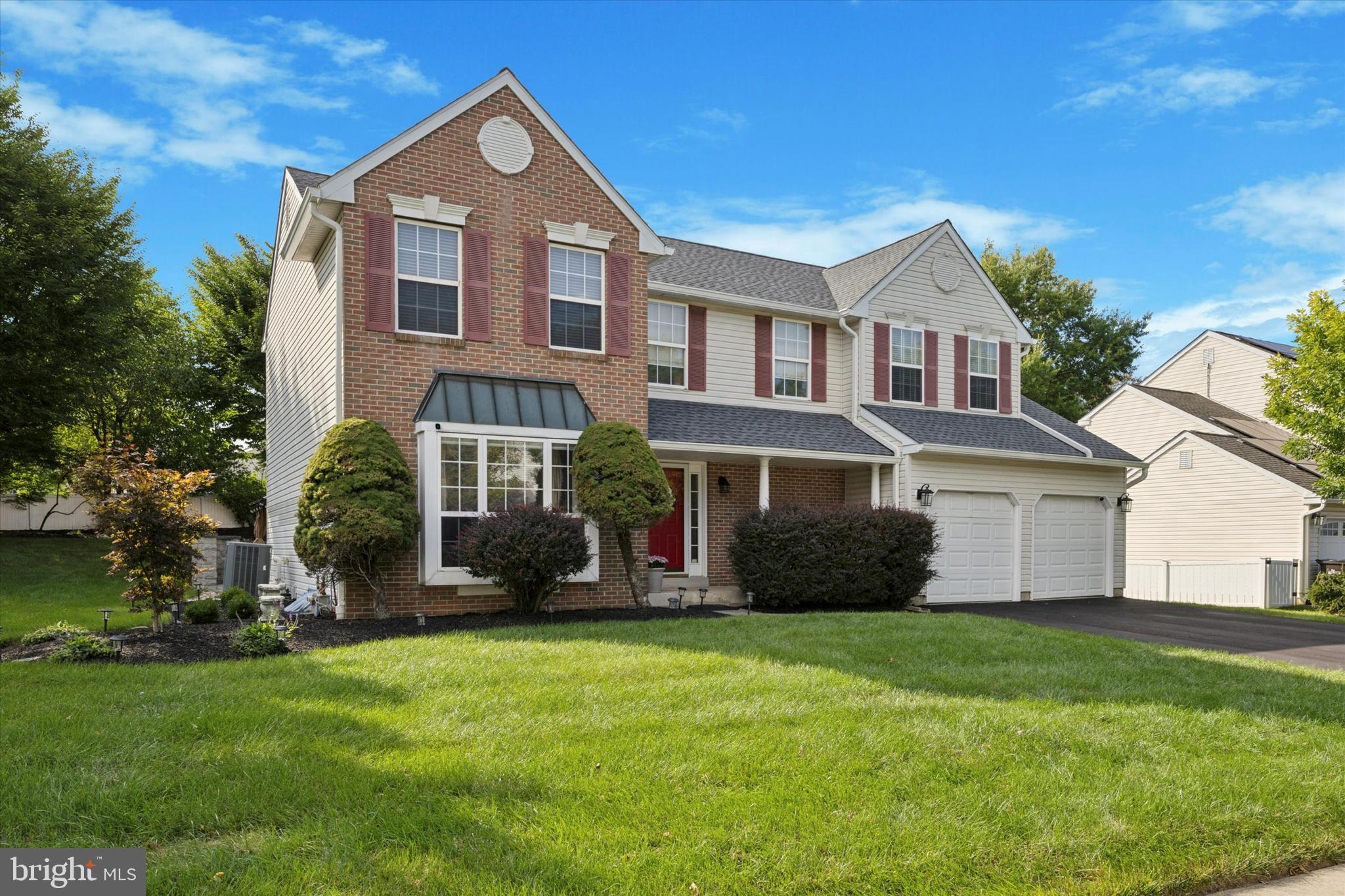 101 PEMBERTON COURT