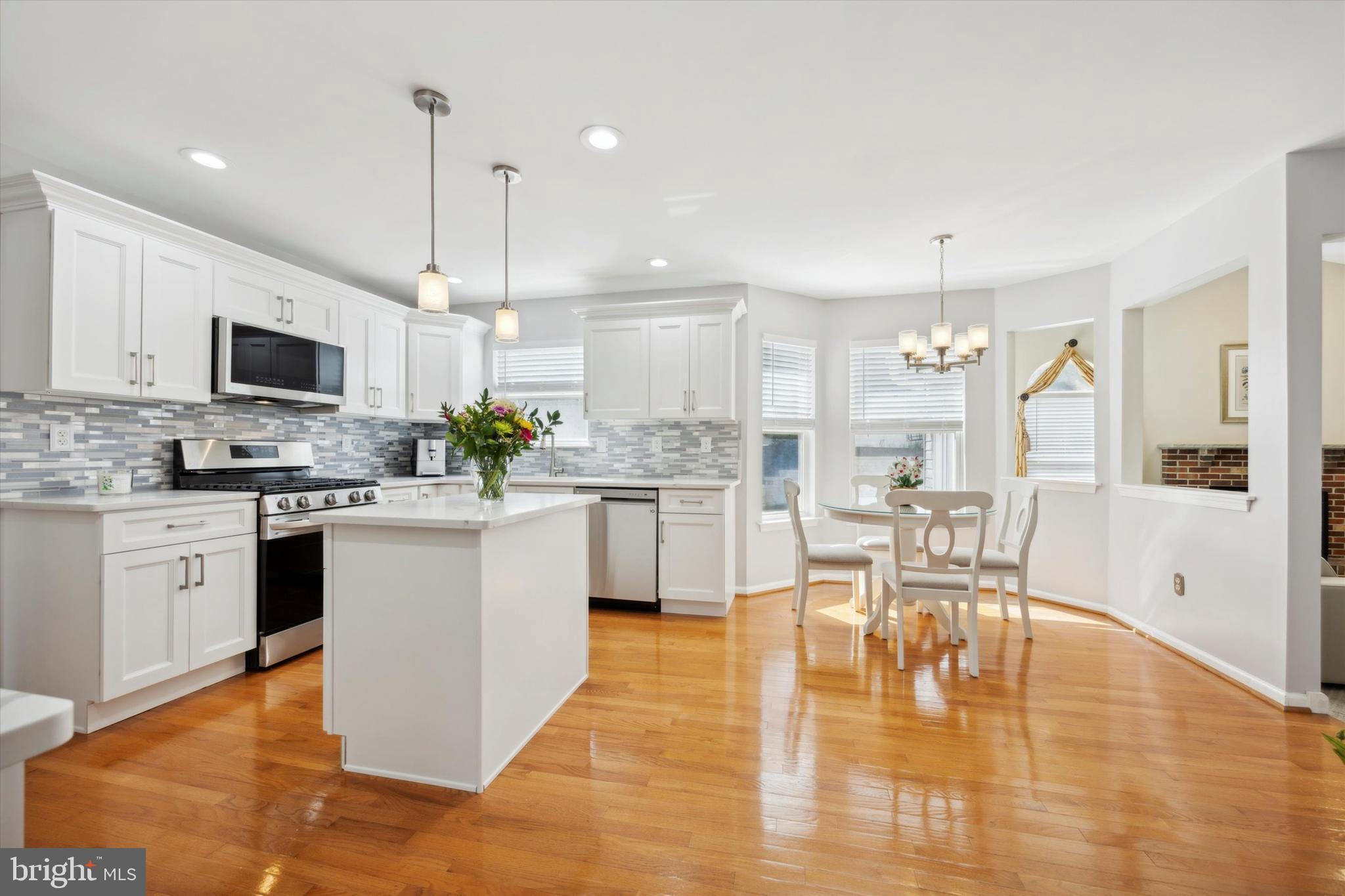 101 PEMBERTON COURT
