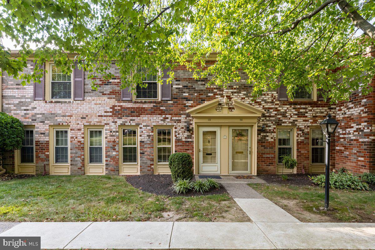 119 MACKLENBURG DRIVE 21B