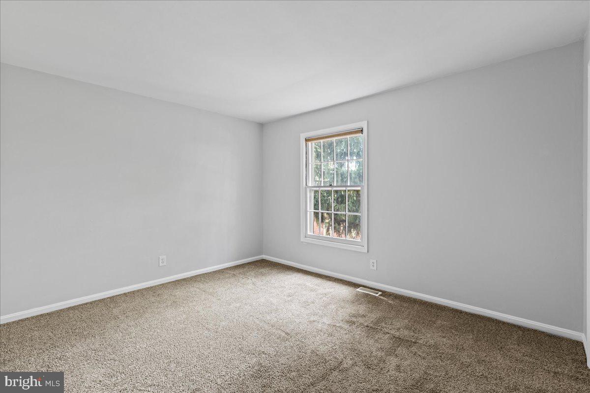 119 MACKLENBURG DRIVE 21B
