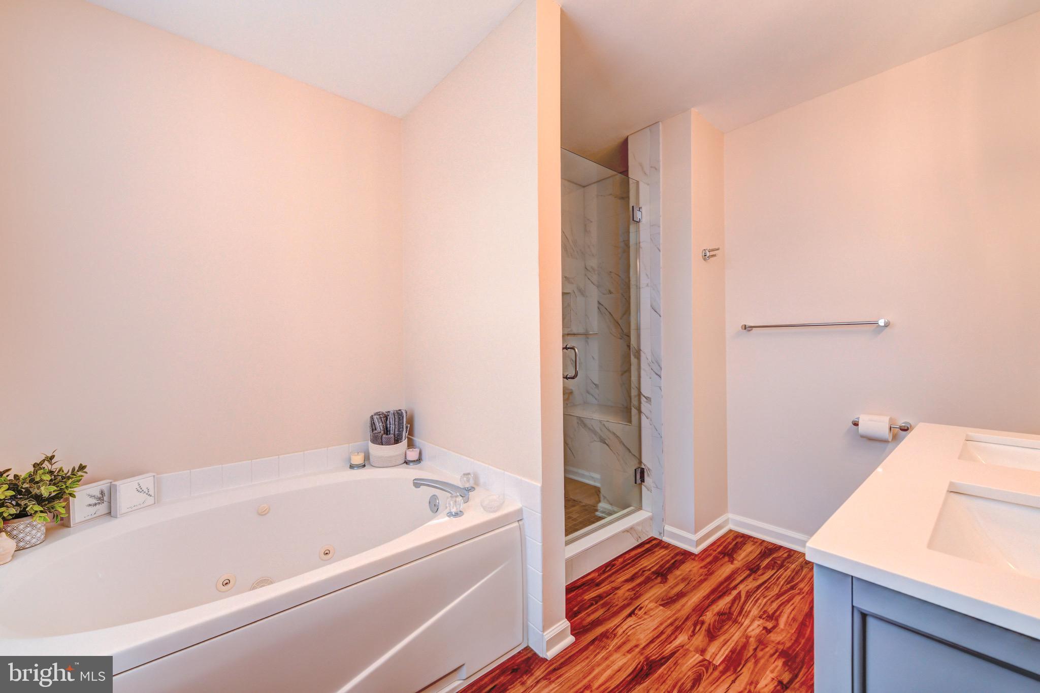 586 HARRINGTON COURT