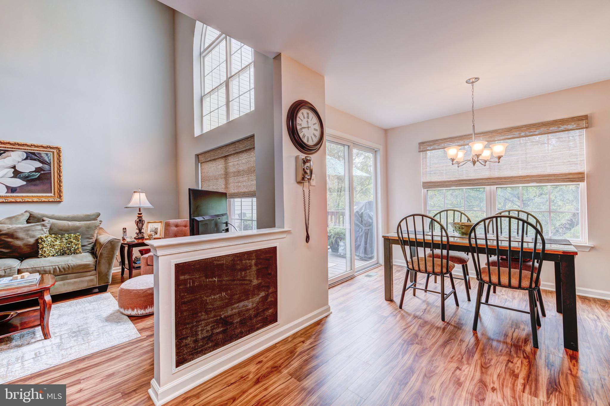 586 HARRINGTON COURT