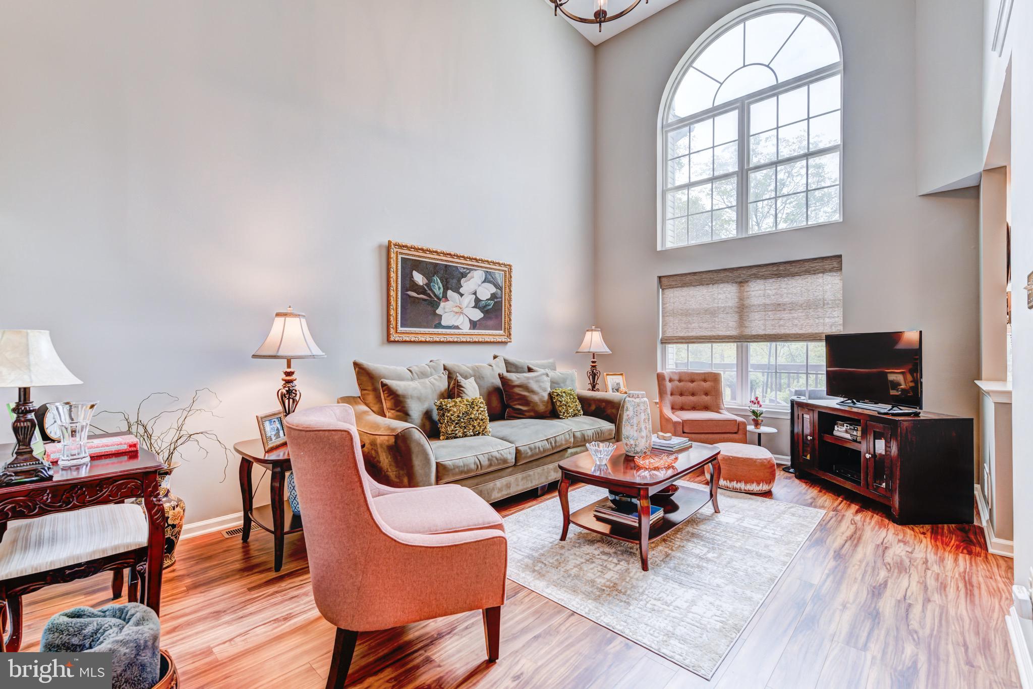 586 HARRINGTON COURT