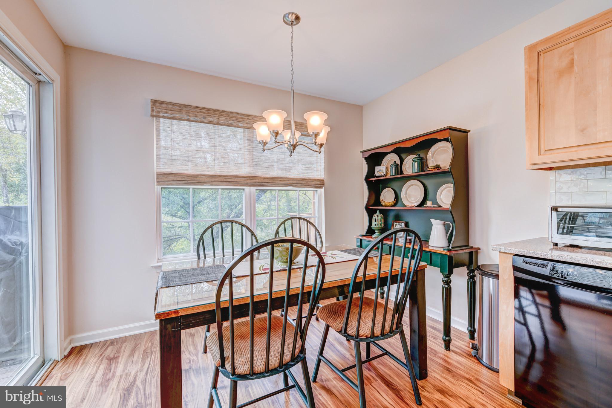 586 HARRINGTON COURT