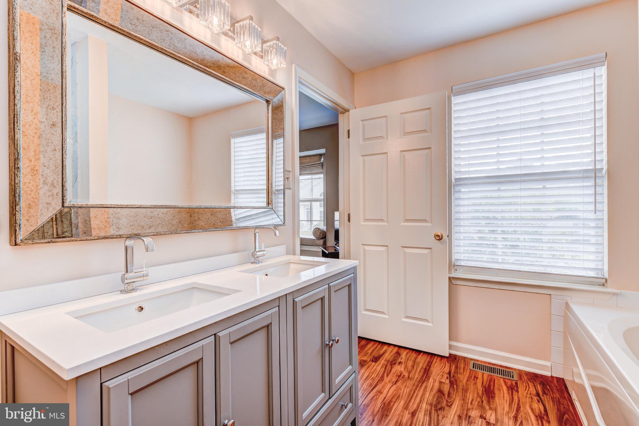 586 HARRINGTON COURT