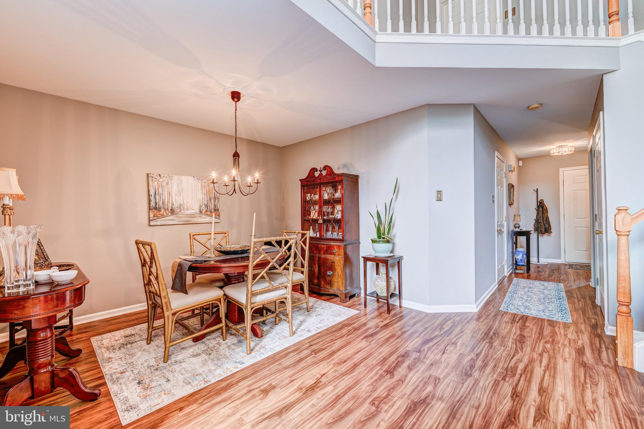 586 HARRINGTON COURT
