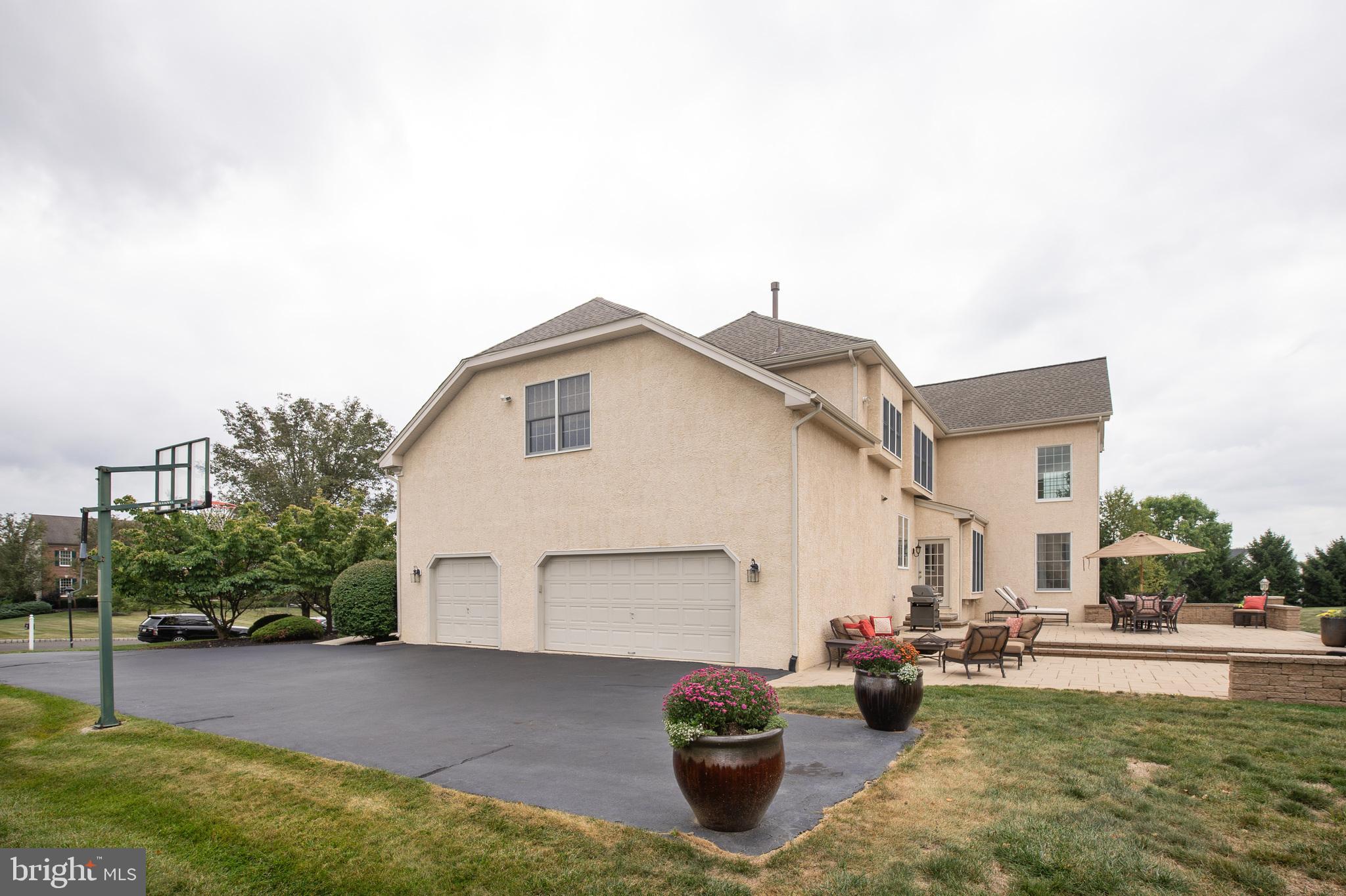 402 HIGHGATE DRIVE