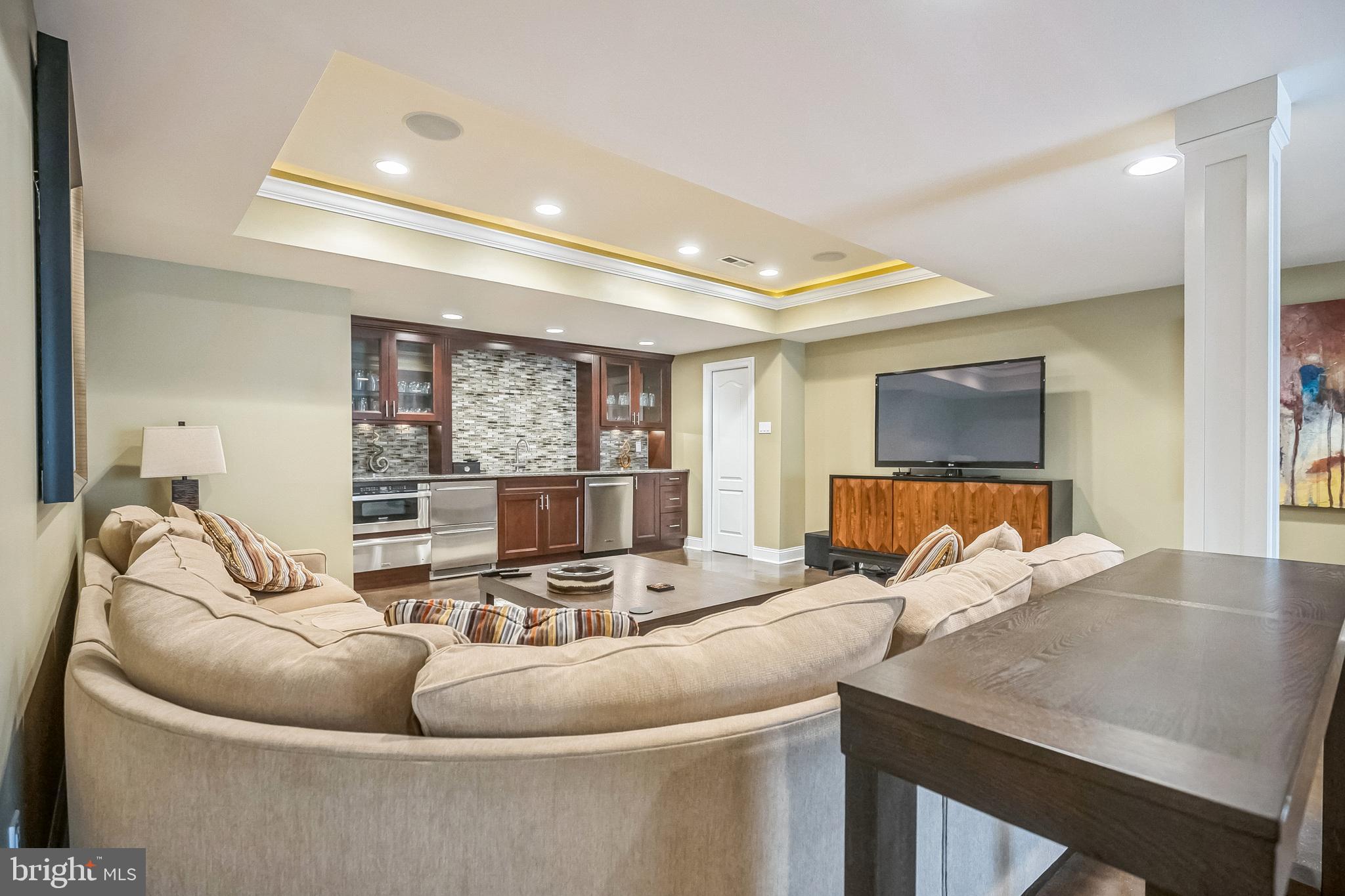 402 HIGHGATE DRIVE