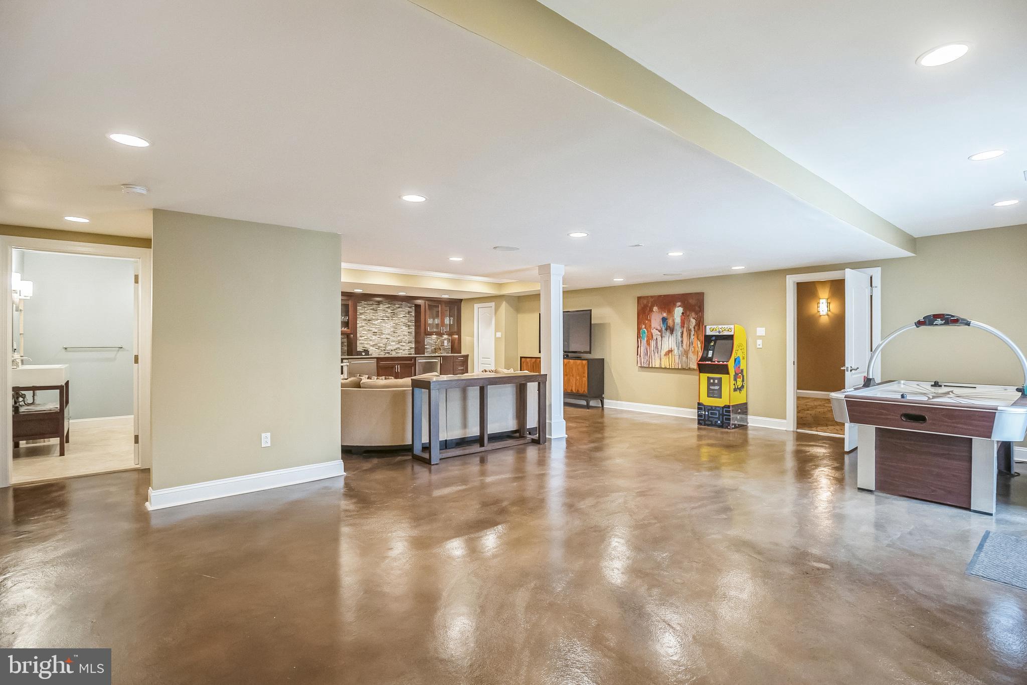 402 HIGHGATE DRIVE