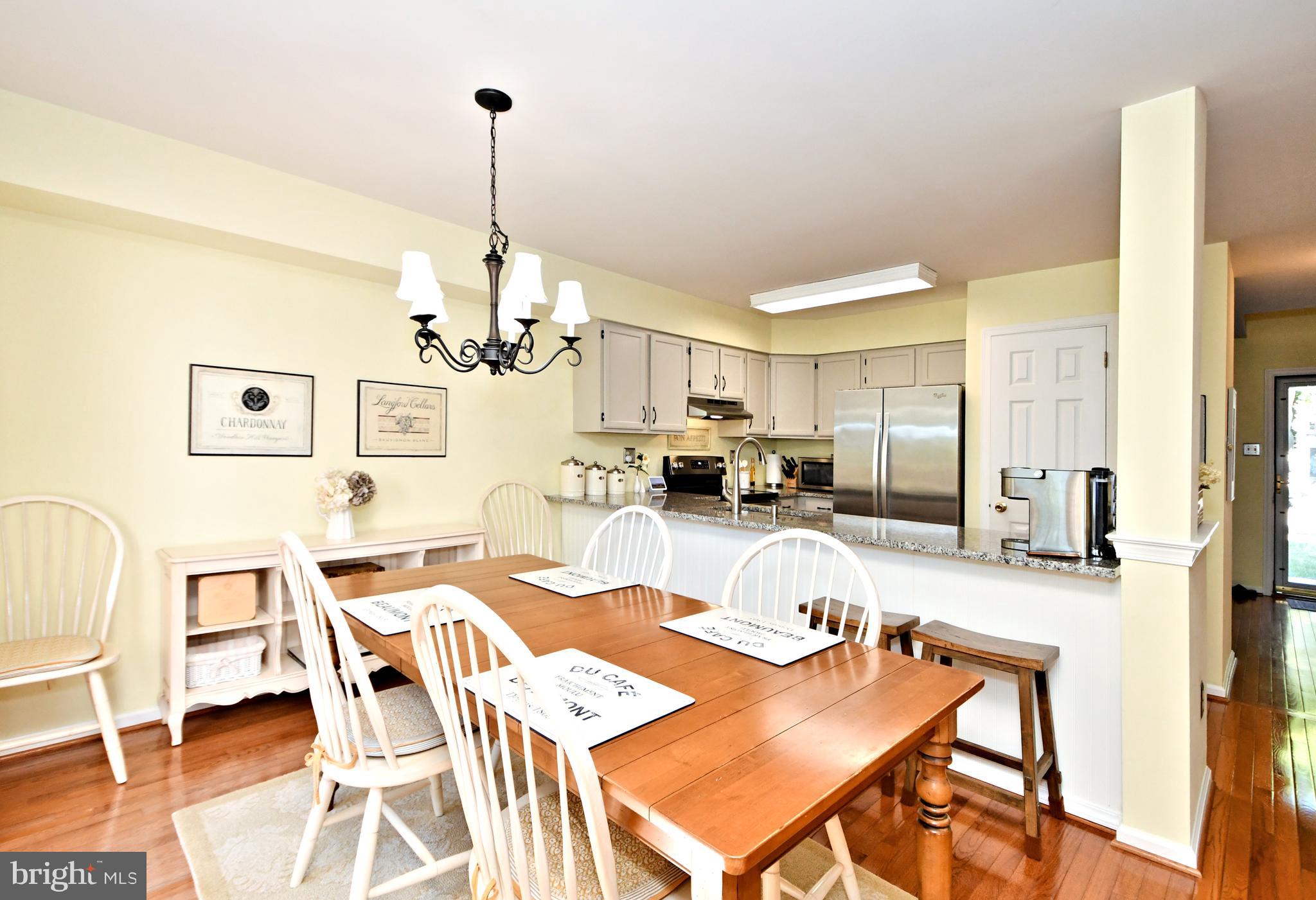 209 PRIMROSE LANE