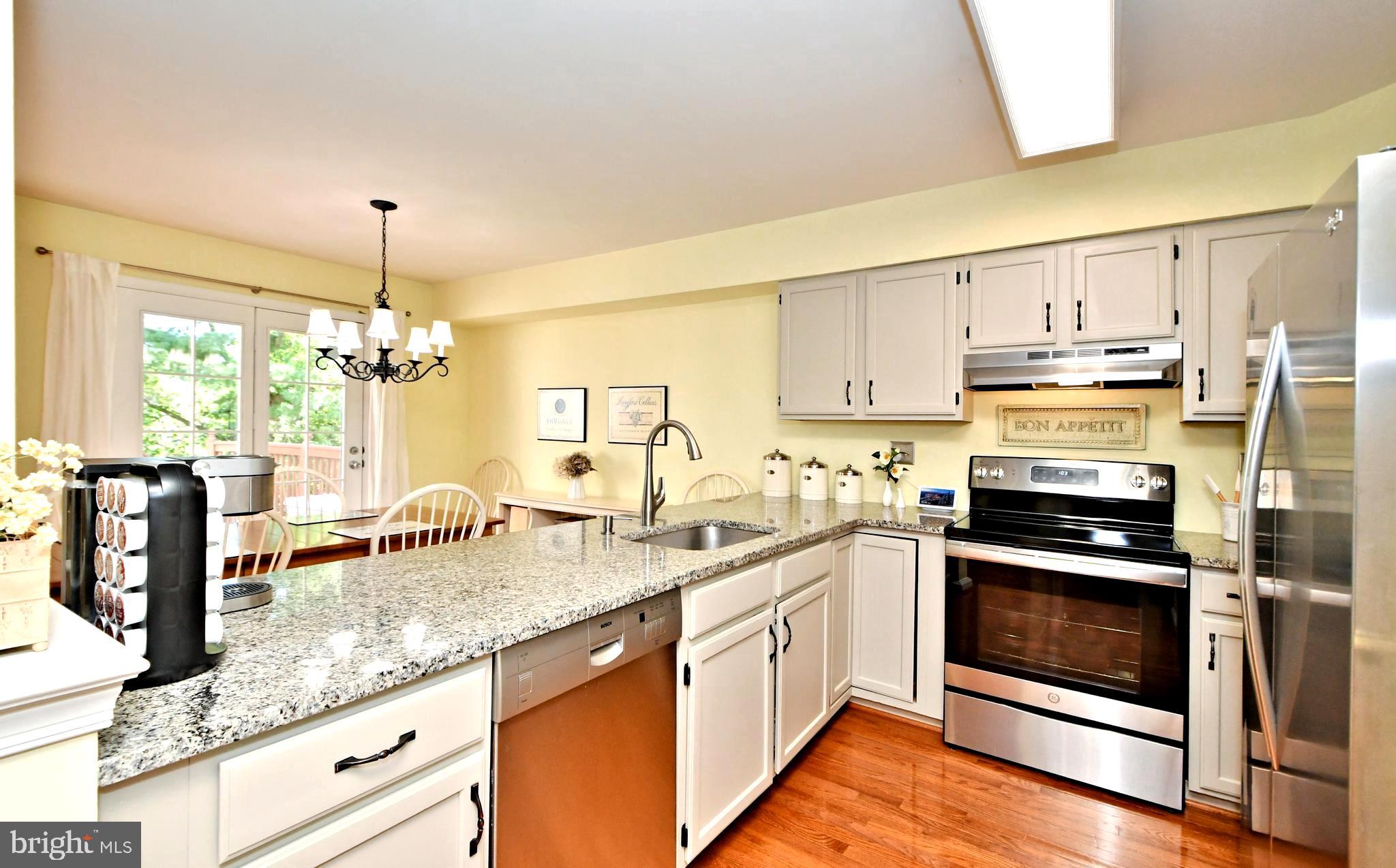 209 PRIMROSE LANE