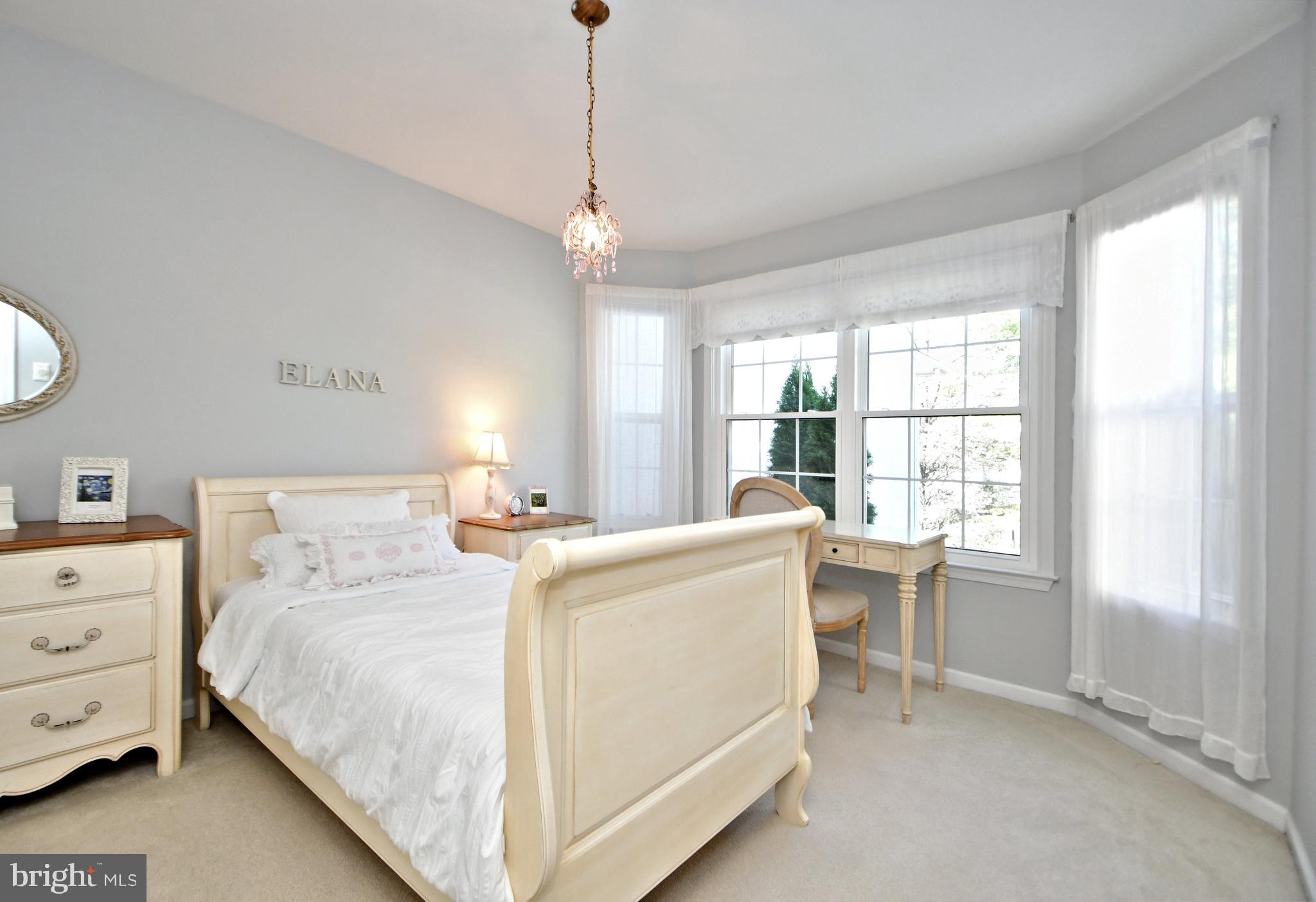 209 PRIMROSE LANE