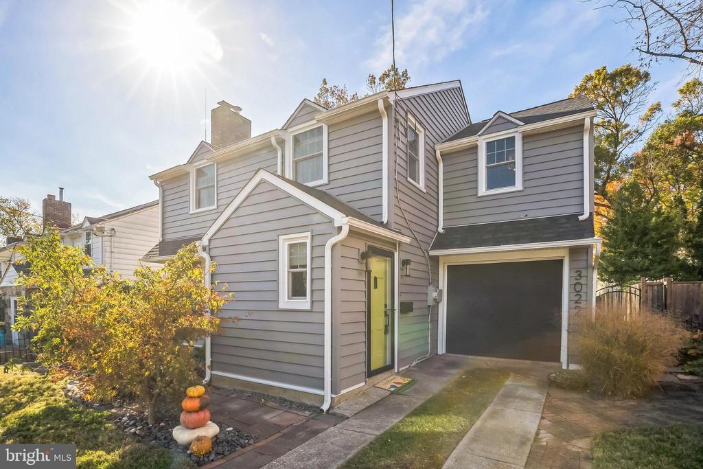 3022 LIMEKILN PIKE