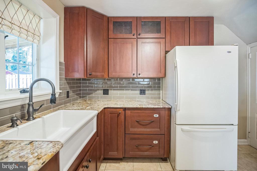 3022 LIMEKILN PIKE