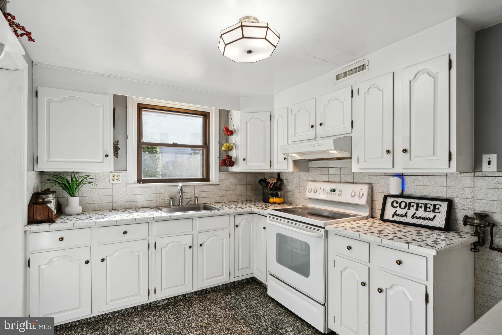 200 BELMONT AVENUE