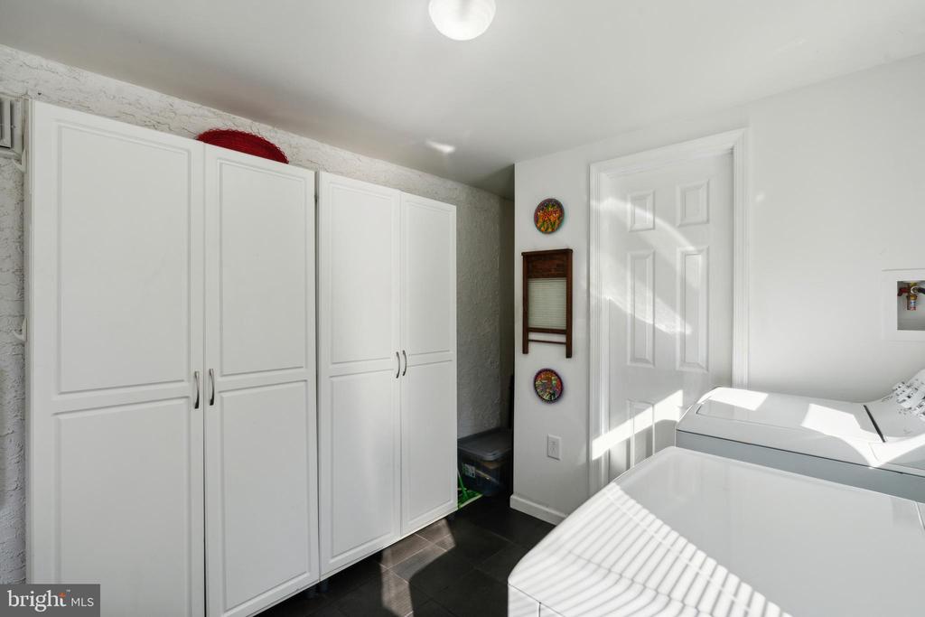200 BELMONT AVENUE