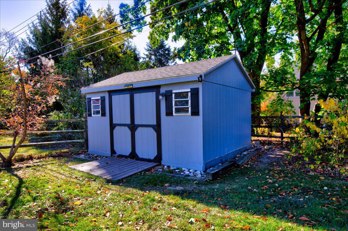 1610 THAYER DRIVE