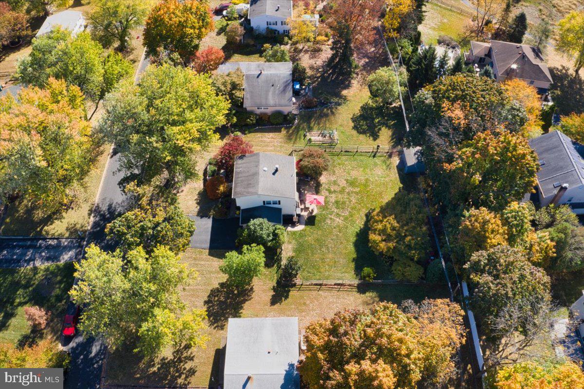 1610 THAYER DRIVE