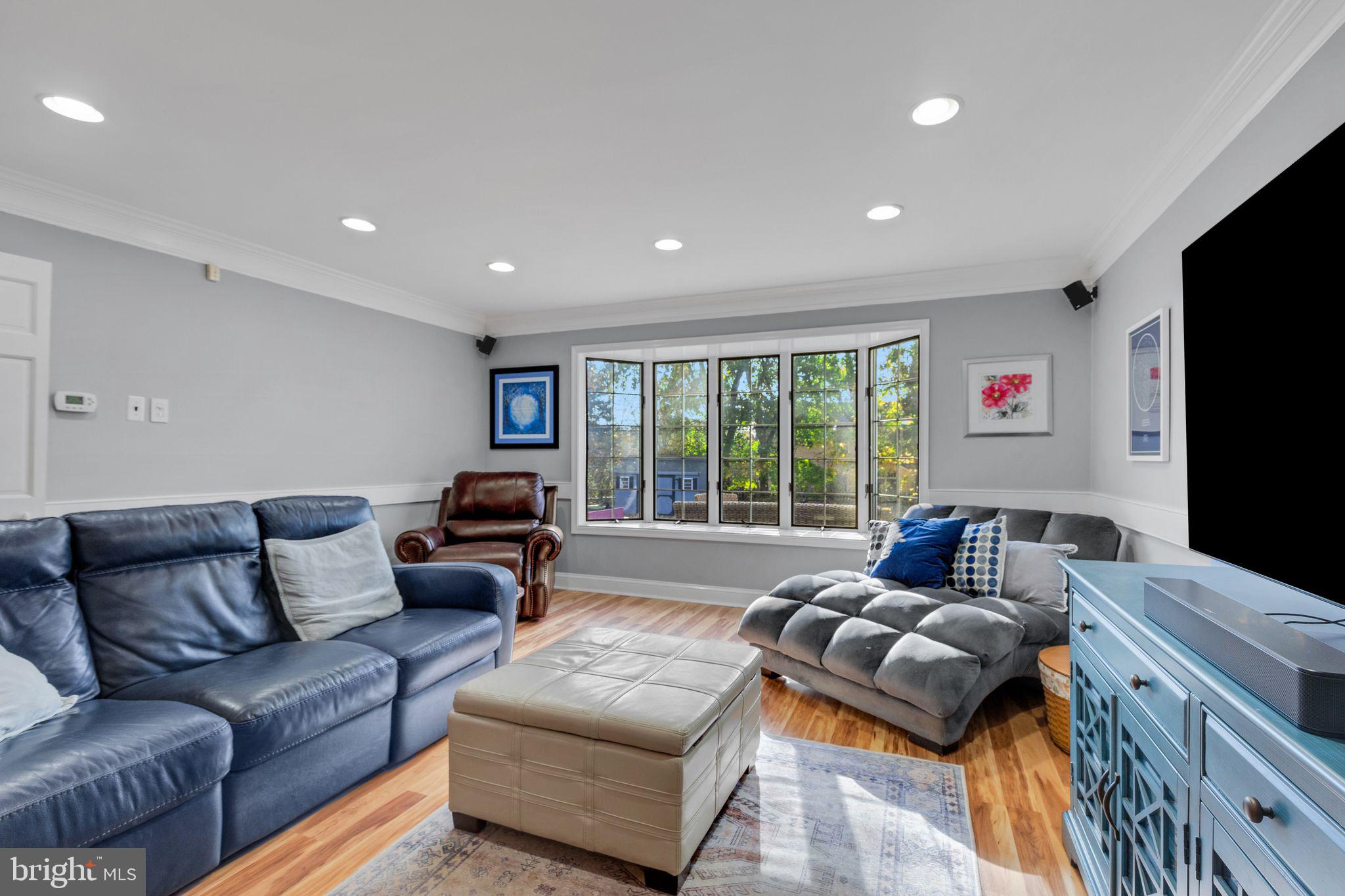 1610 THAYER DRIVE