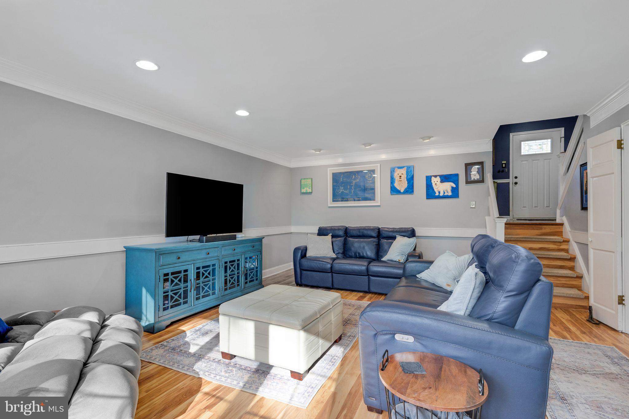 1610 THAYER DRIVE