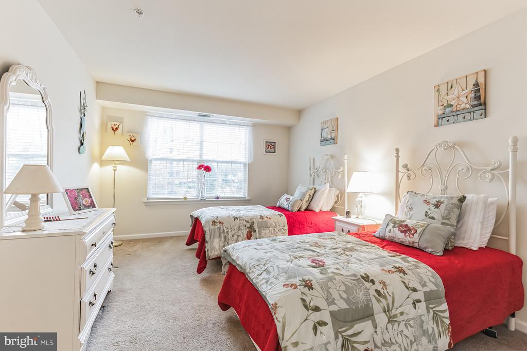 420 S YORK ROAD C-12