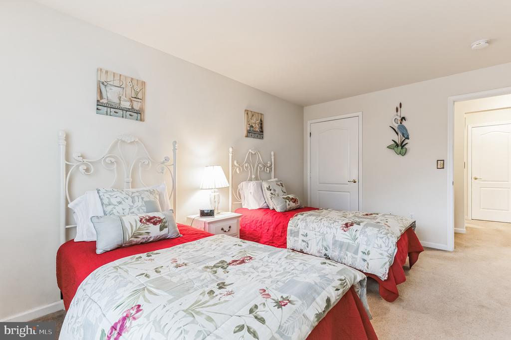 420 S YORK ROAD C-12