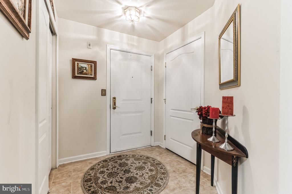 420 S YORK ROAD C-12