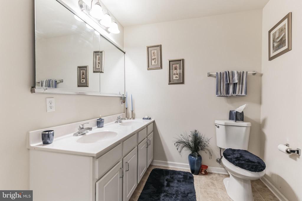 420 S YORK ROAD C-12