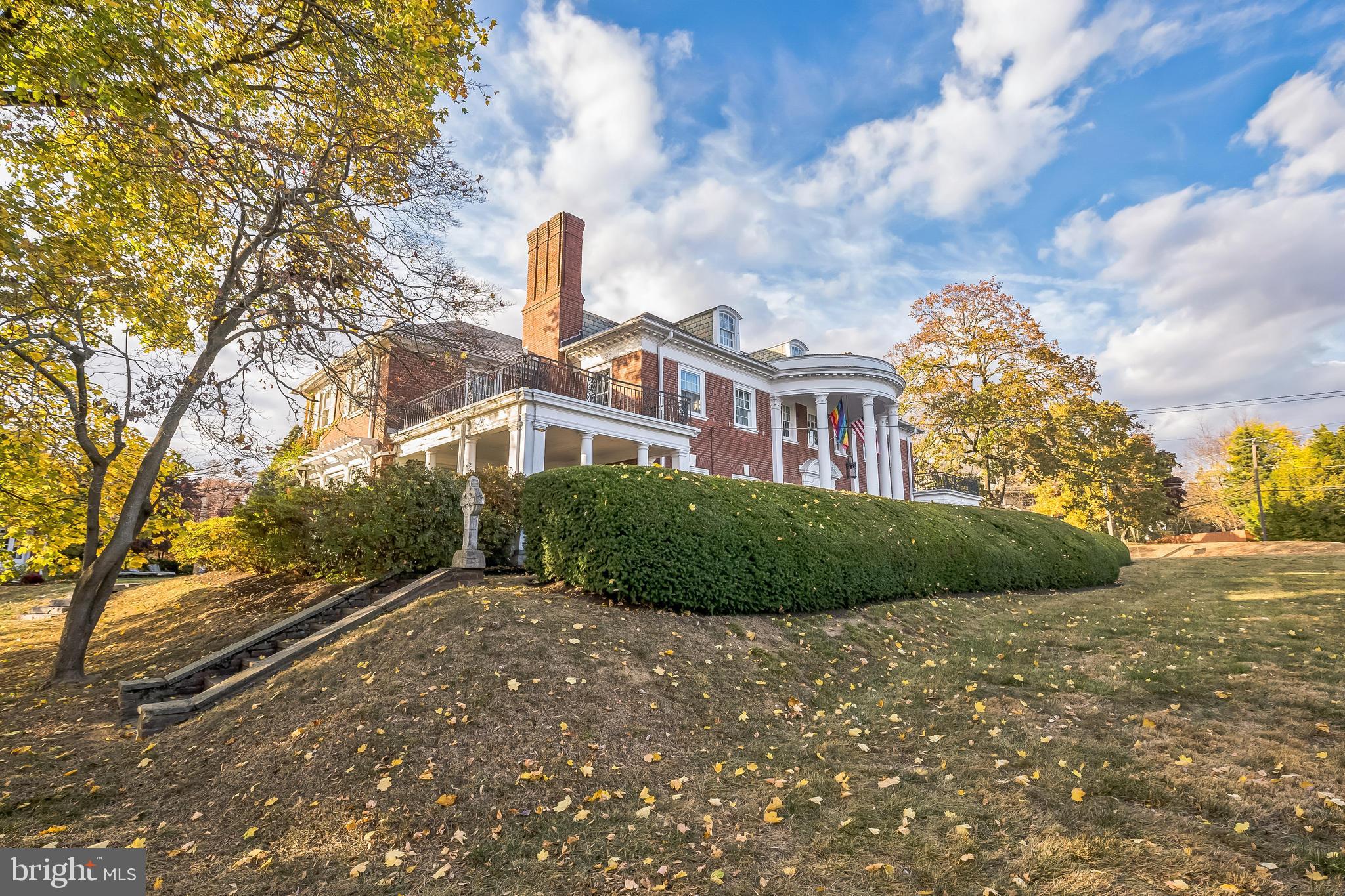 170 ROBERTS AVENUE