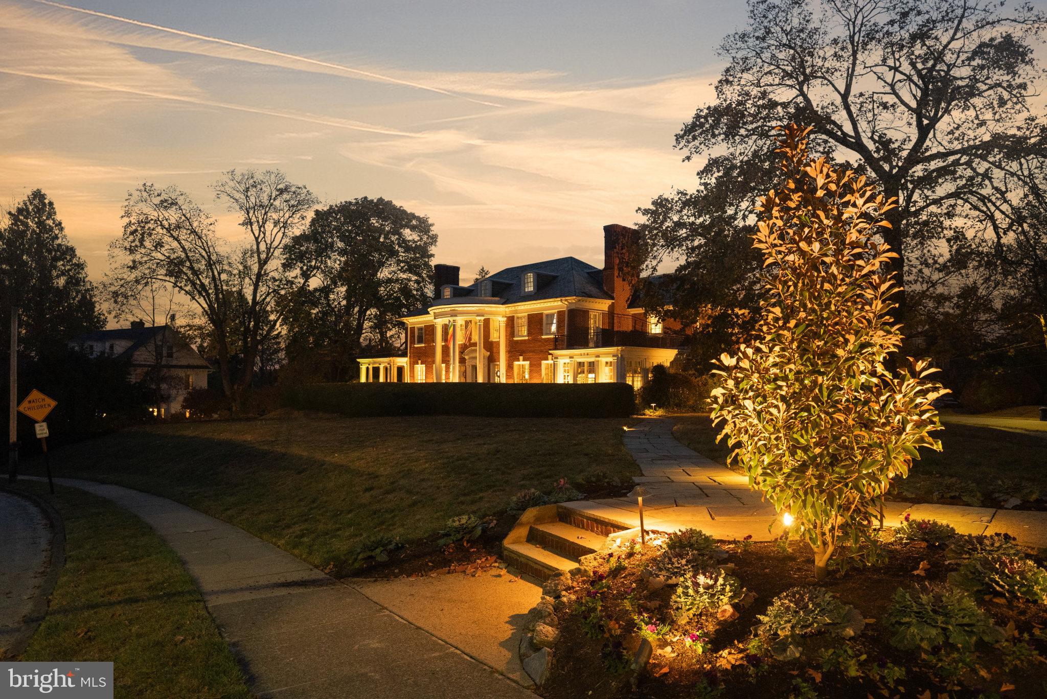 170 ROBERTS AVENUE
