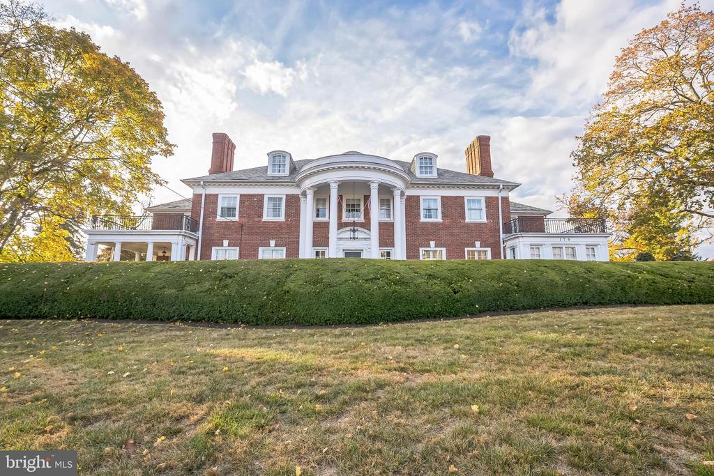 170 ROBERTS AVENUE