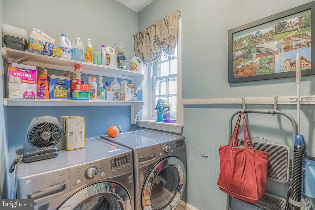 170 ROBERTS AVENUE