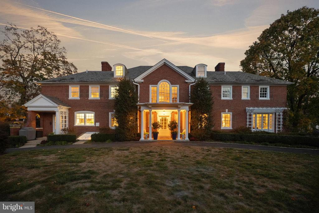 170 ROBERTS AVENUE