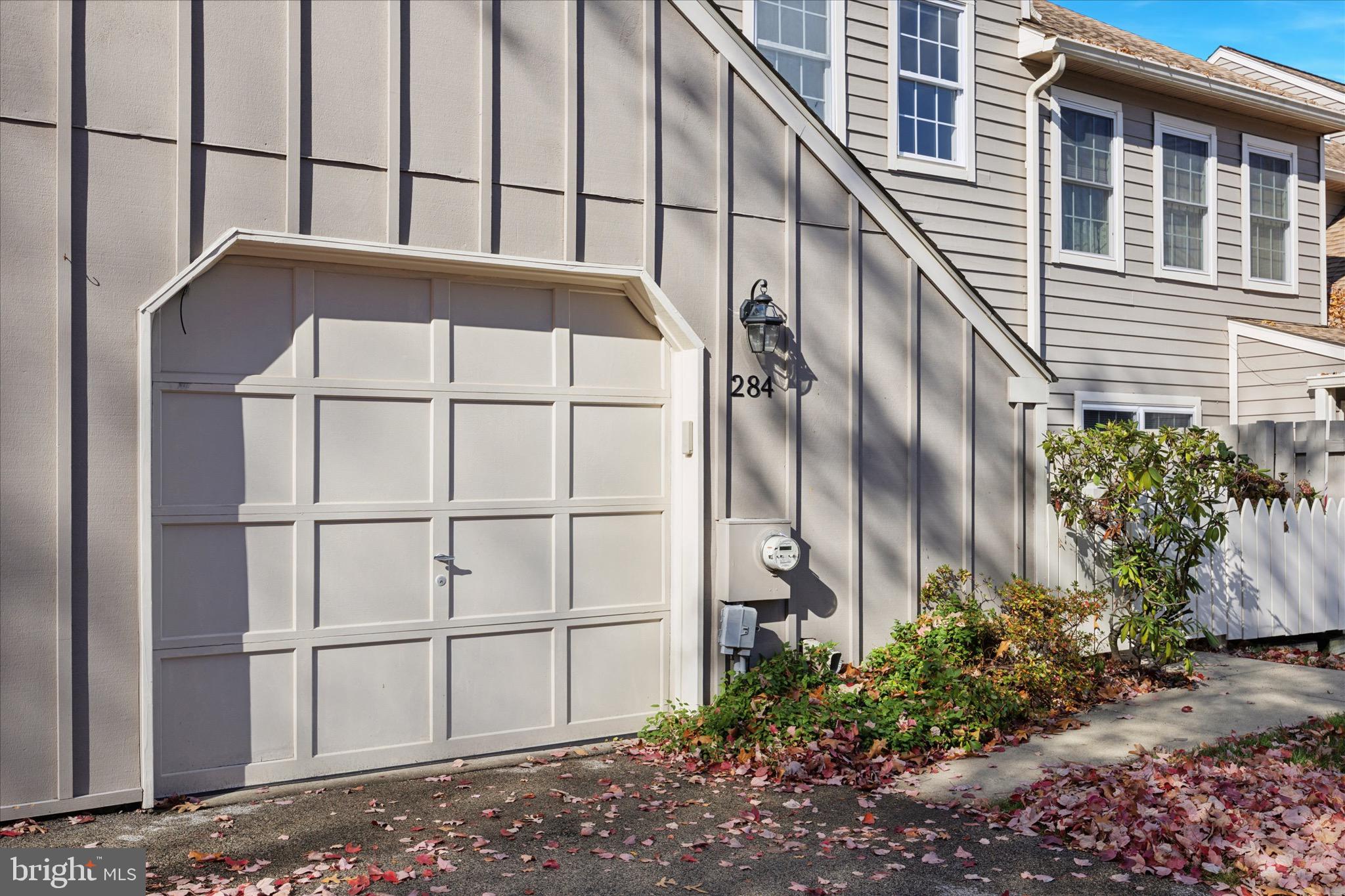284 TULIP TREE COURT