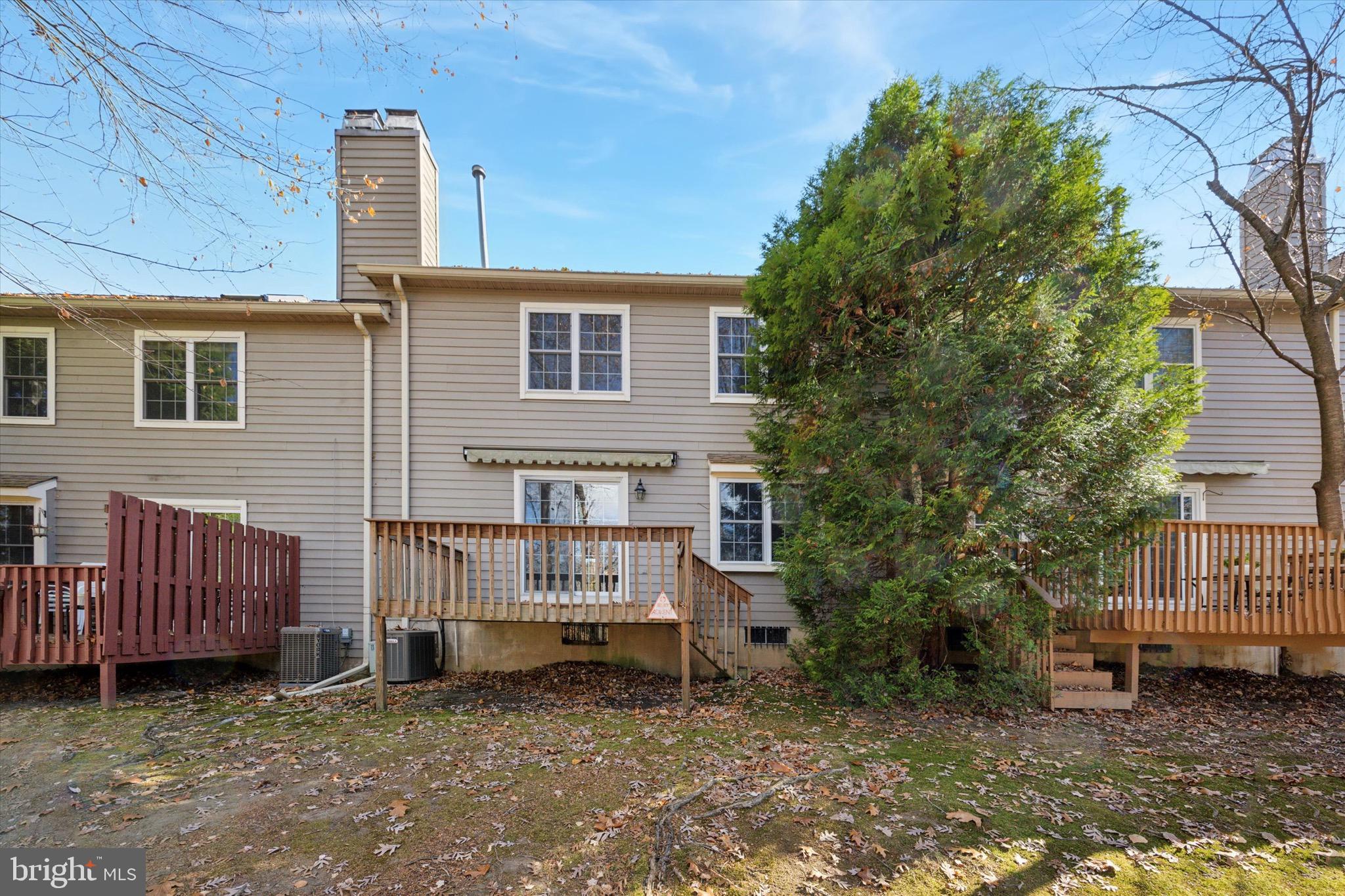284 TULIP TREE COURT