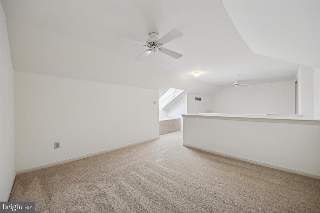 284 TULIP TREE COURT