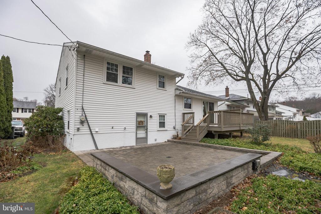 506 EVANS AVENUE