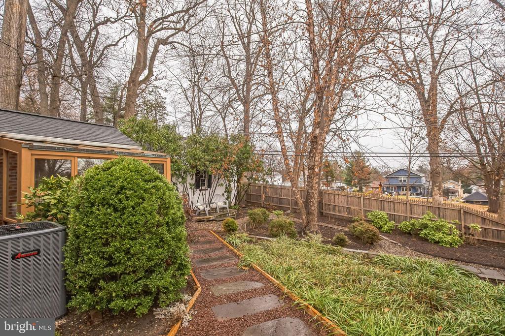 497 PLYMOUTH ROAD