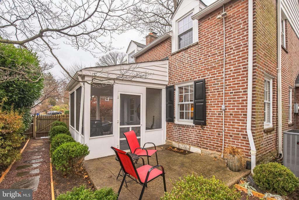 497 PLYMOUTH ROAD