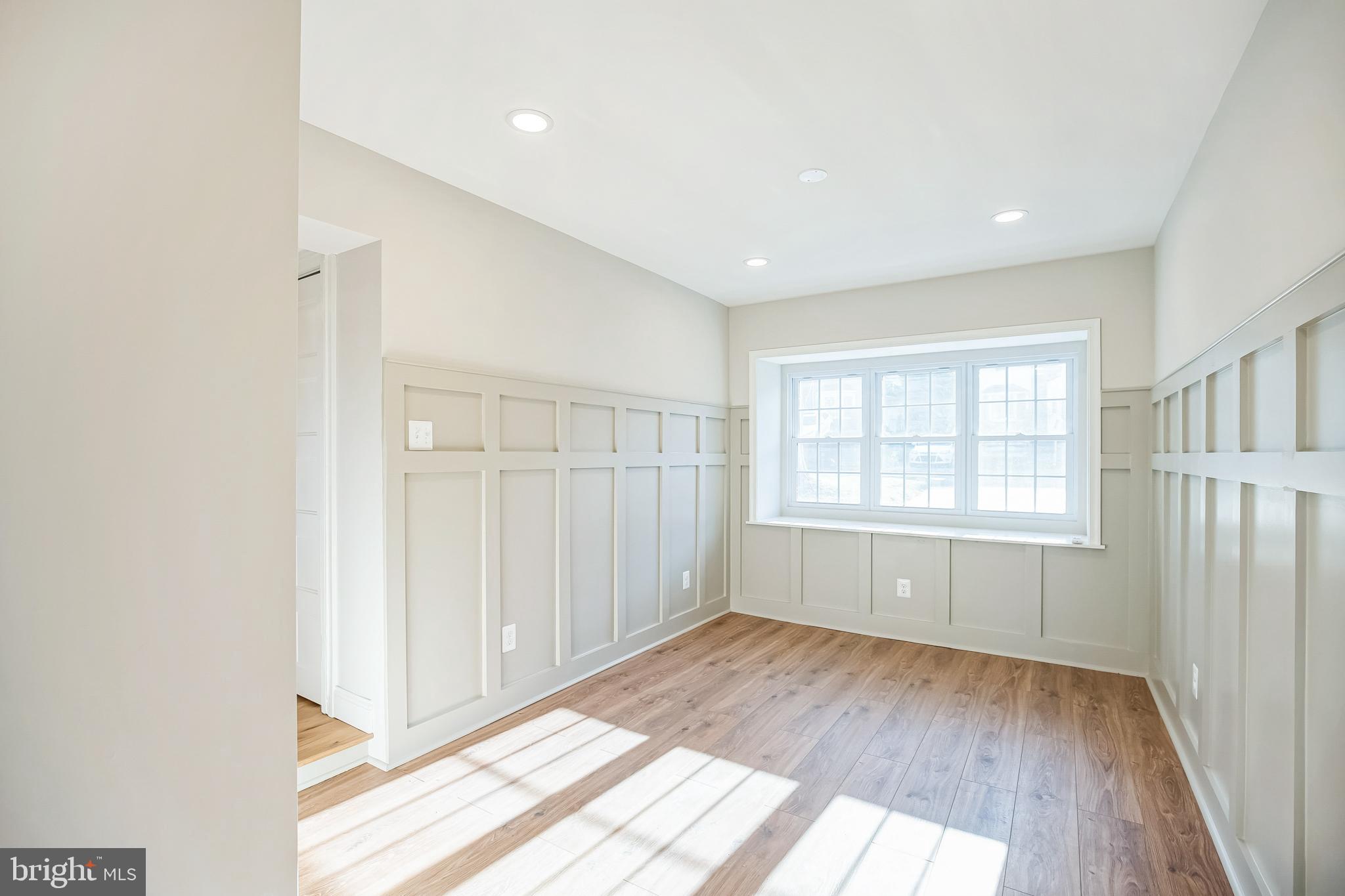 209 GLENDALOUGH