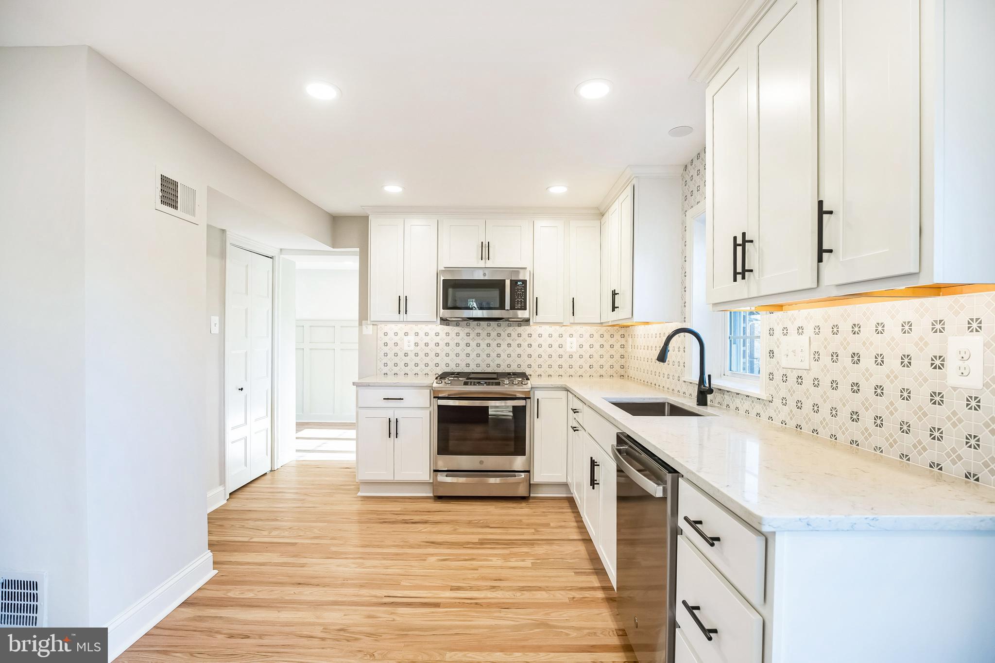 209 GLENDALOUGH